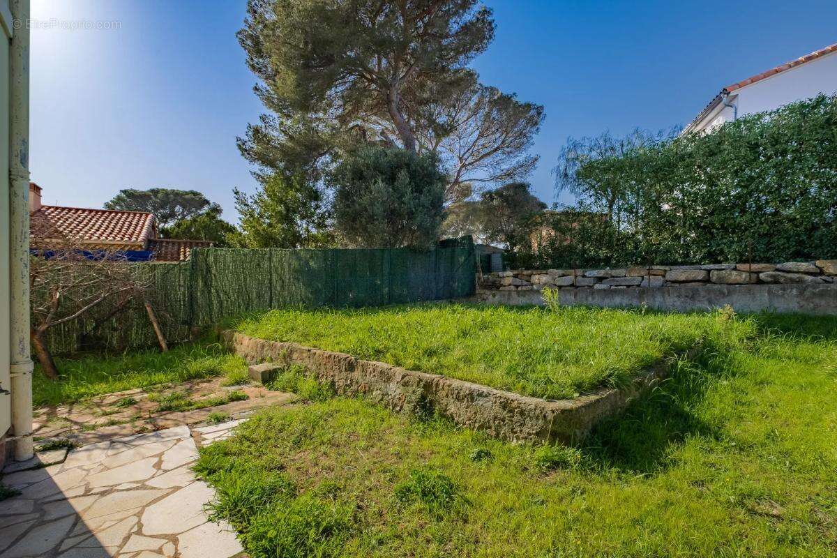 Appartement à SAINT-RAPHAEL