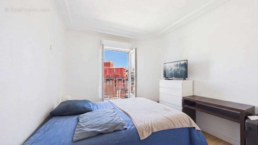 Appartement 37 m² à Paris-15e  - photo 248