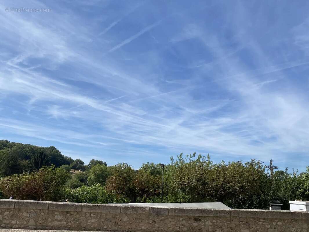 Grange de 100 m² au sol, cœur d'Aurignac - photo 5