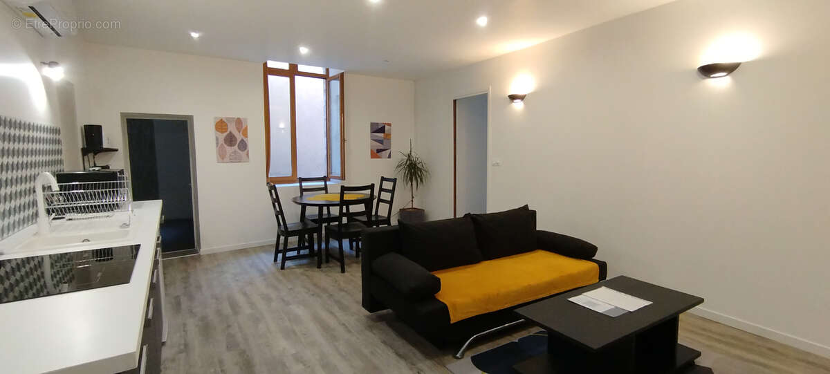 Appartement à GIGNAC