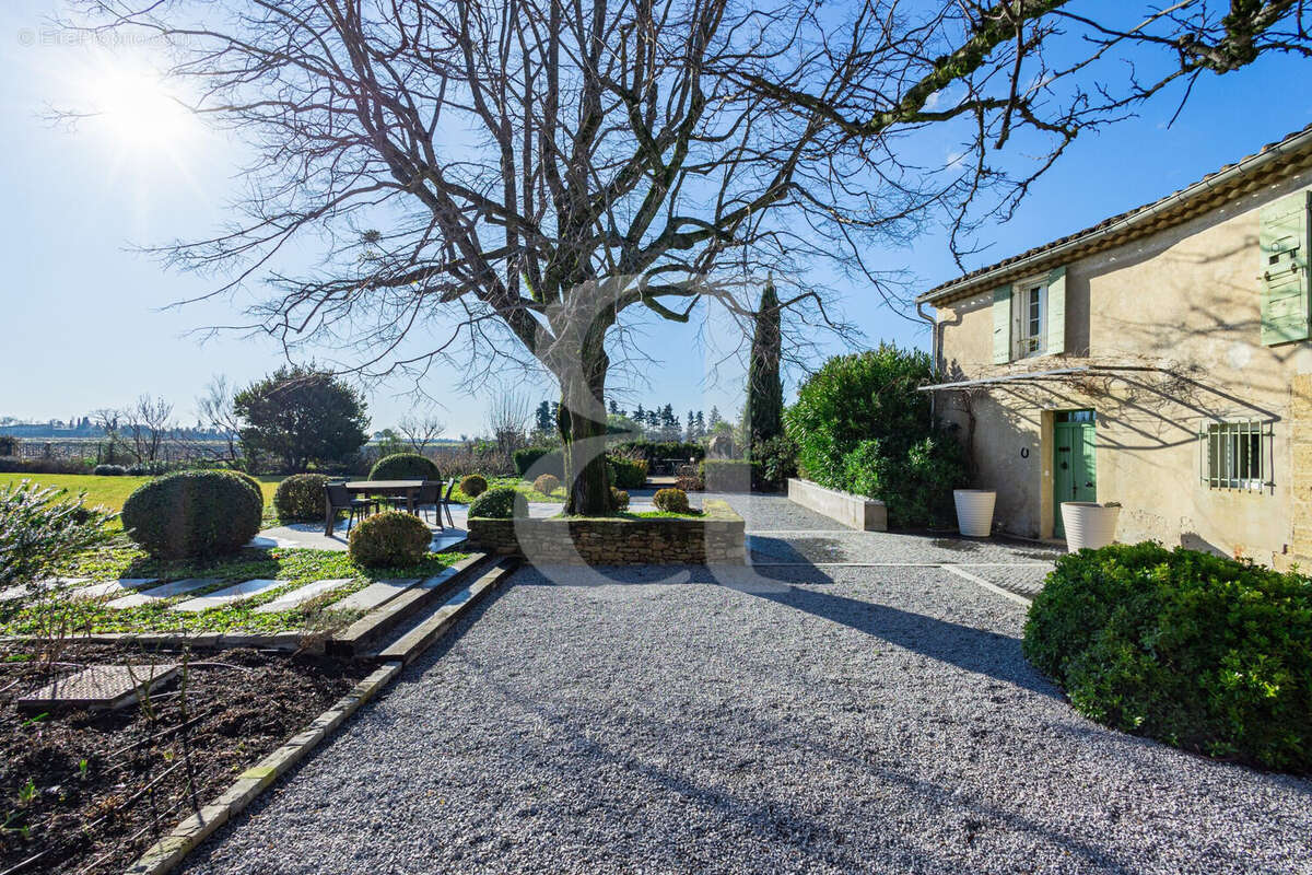 Maison à VAISON-LA-ROMAINE