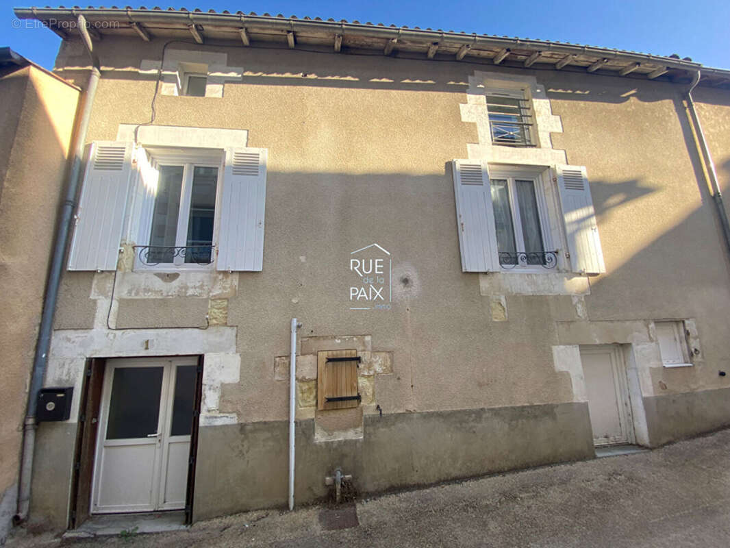 Maison à CHASSENEUIL-DU-POITOU