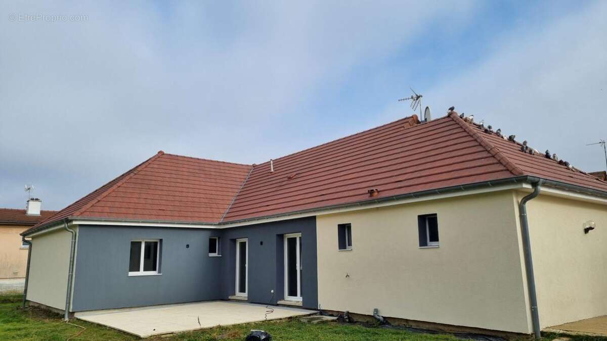 Maison à SAGY