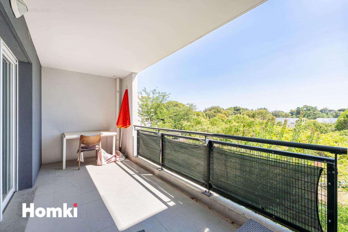 Appartement T3 de 66 m² à Marseille 13014, Rue Gabriel Audisio - photo 5