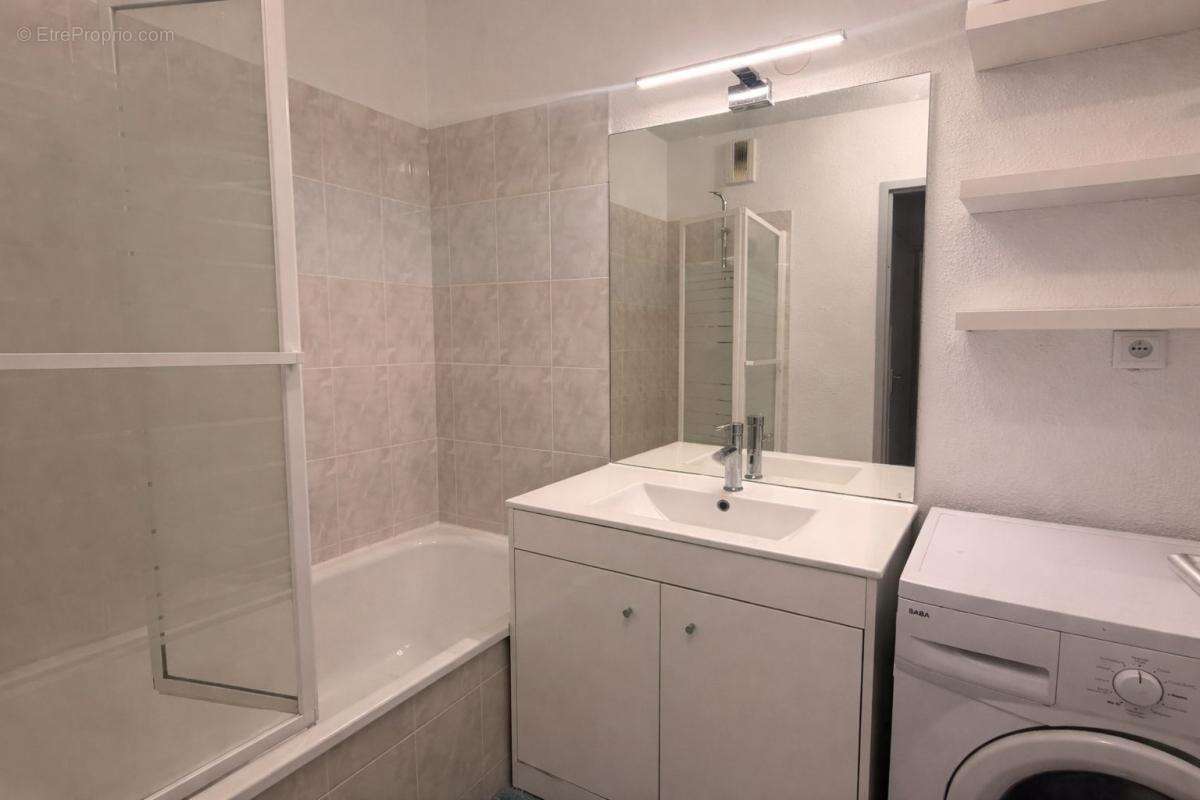 Appartement à CASTELGINEST