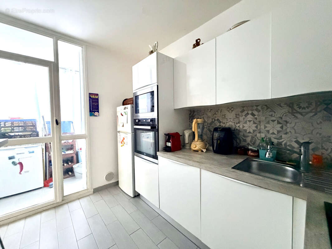 Appartement à MARSEILLE-8E