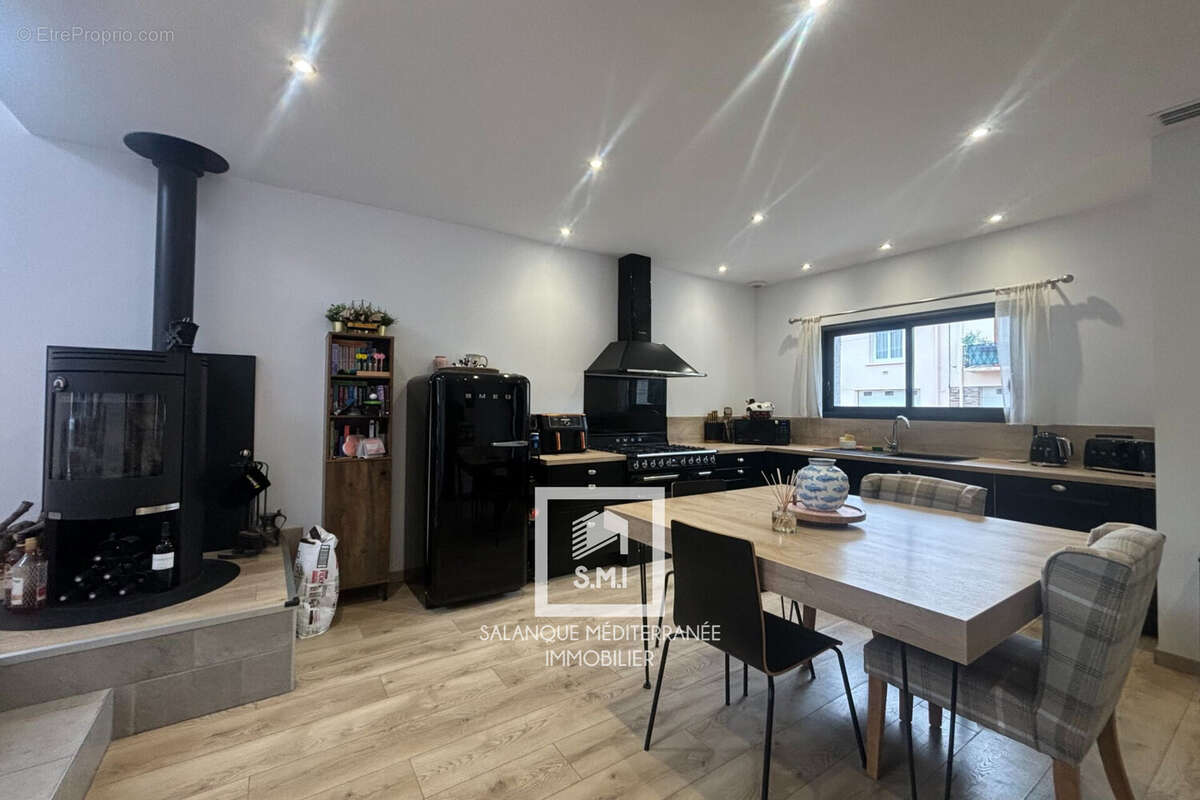 Maison 116 m² à Rivesaltes  - photo 2