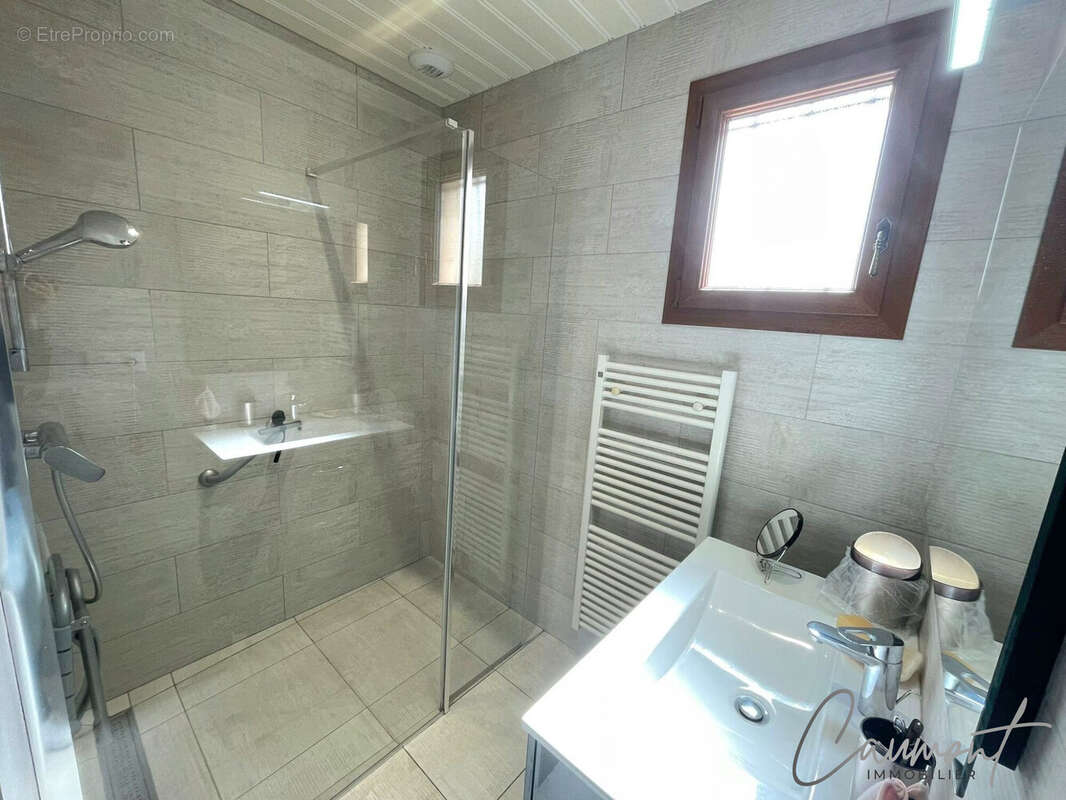 Maison à LILLEBONNE