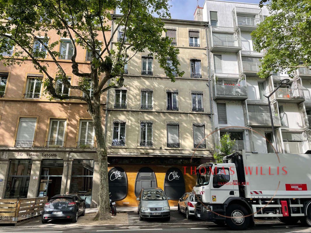 Exclusivité Spécial Investisseurs Studio 35 m2 LYON 2 Quartier P - photo 5