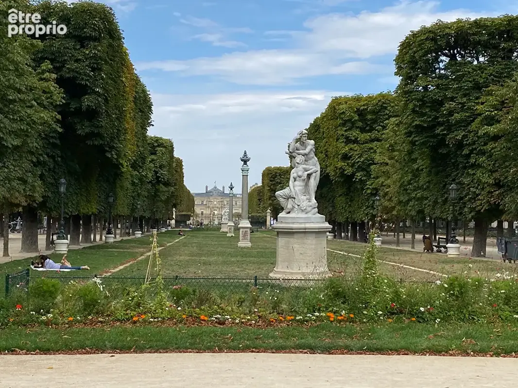 Paris 6e arrondissement - Vue sur le Jardin du Luxembourg - Appartement de 51,71 m² - photo 10