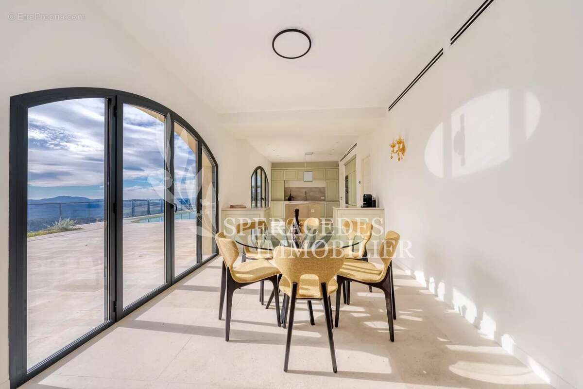 Maison à SPERACEDES