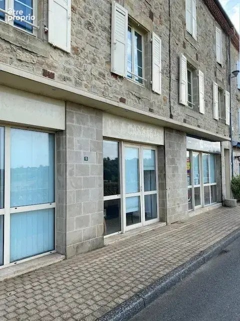 Bel Immeuble de Rapport au coeur du village d'Ayen Corrèze 4 locations - photo 11