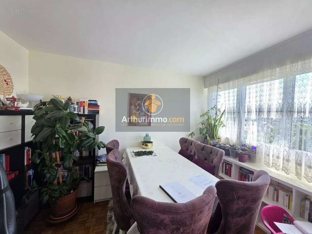 Appartement à VILLIERS-LE-BEL