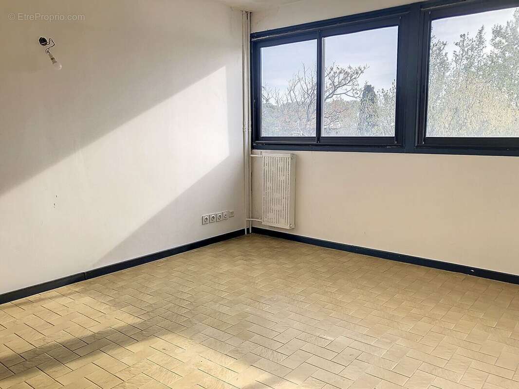 Appartement à SAINT-MARTIN-DE-CRAU