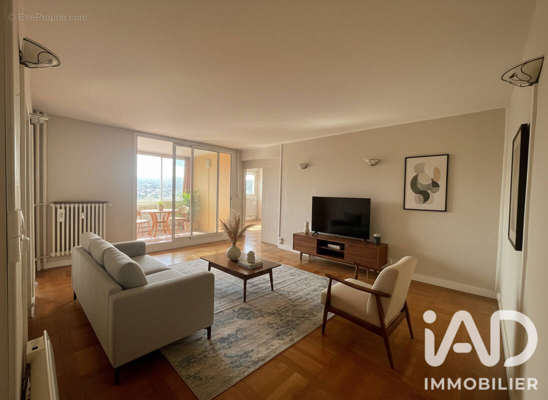 Photo 1 - Appartement à BAGNOLS-SUR-CEZE