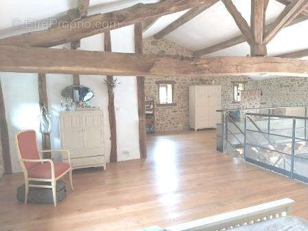 Maison à GENOUILLAC