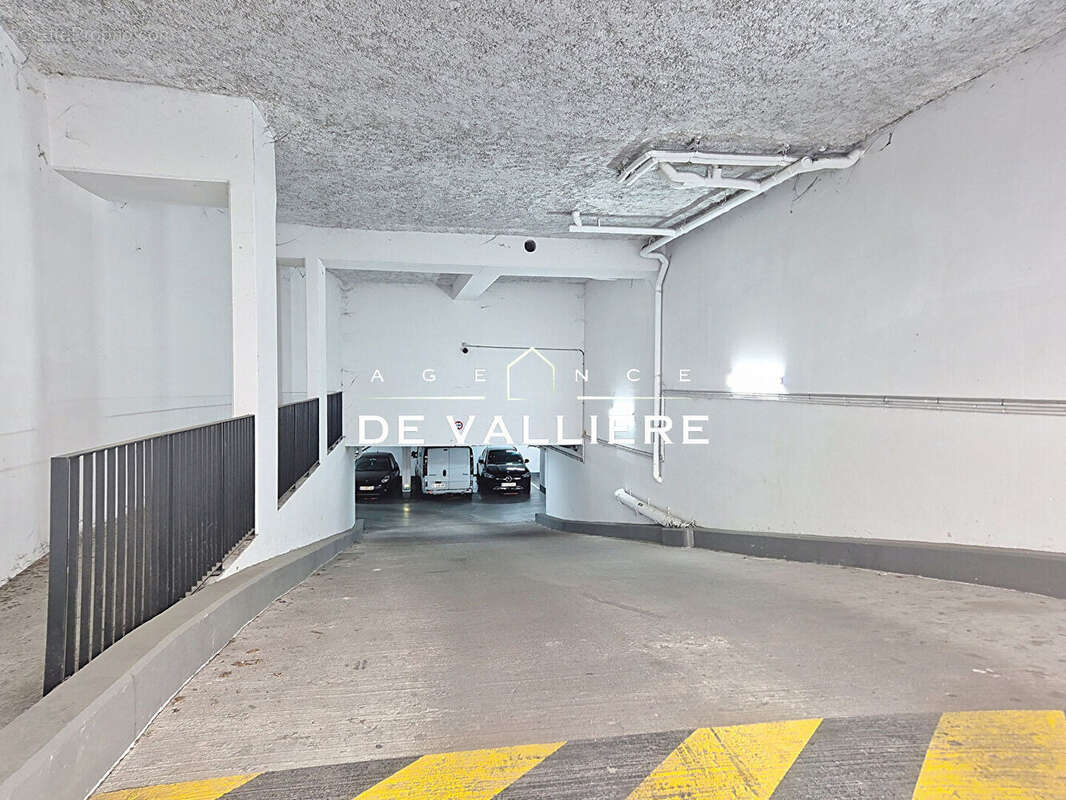Parking à NANTERRE