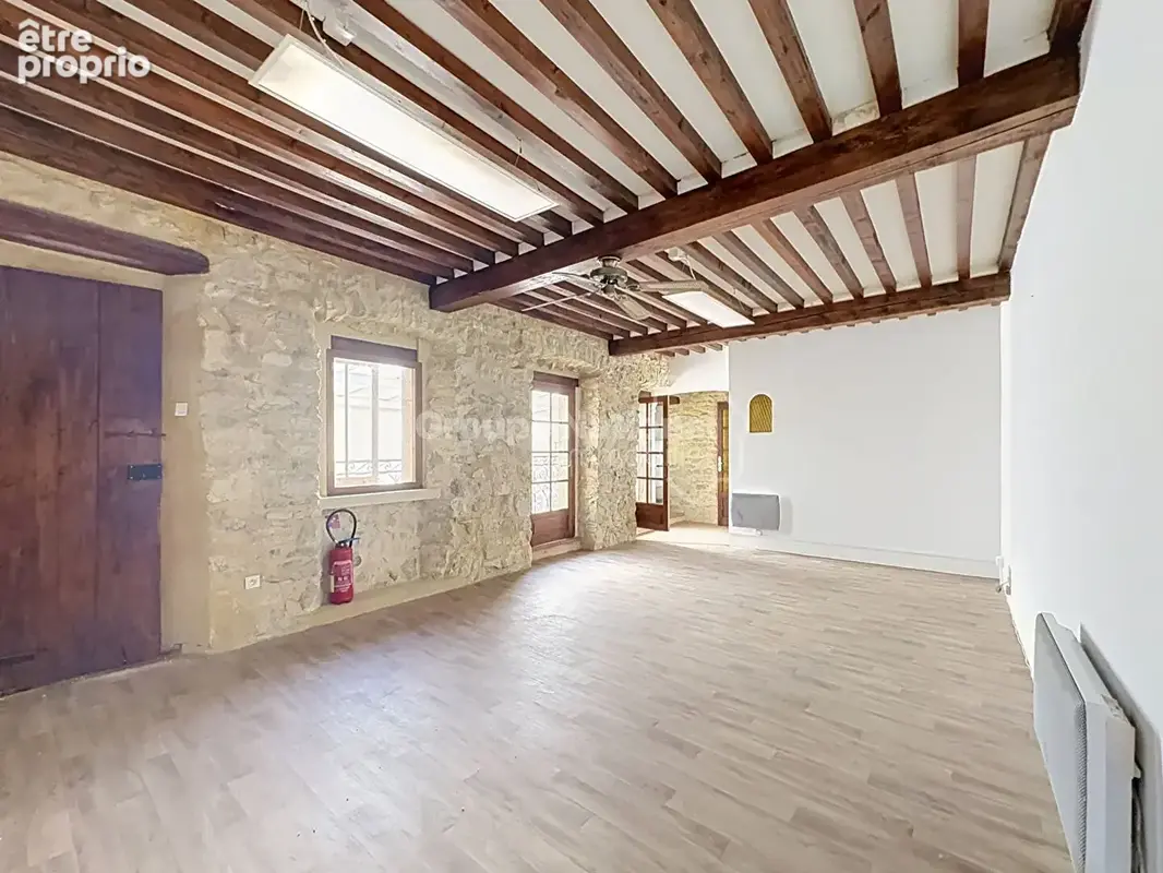 Orange  immeuble de caractère de 178,55 m² avec local commercial, garage et cour intérieure - photo 9
