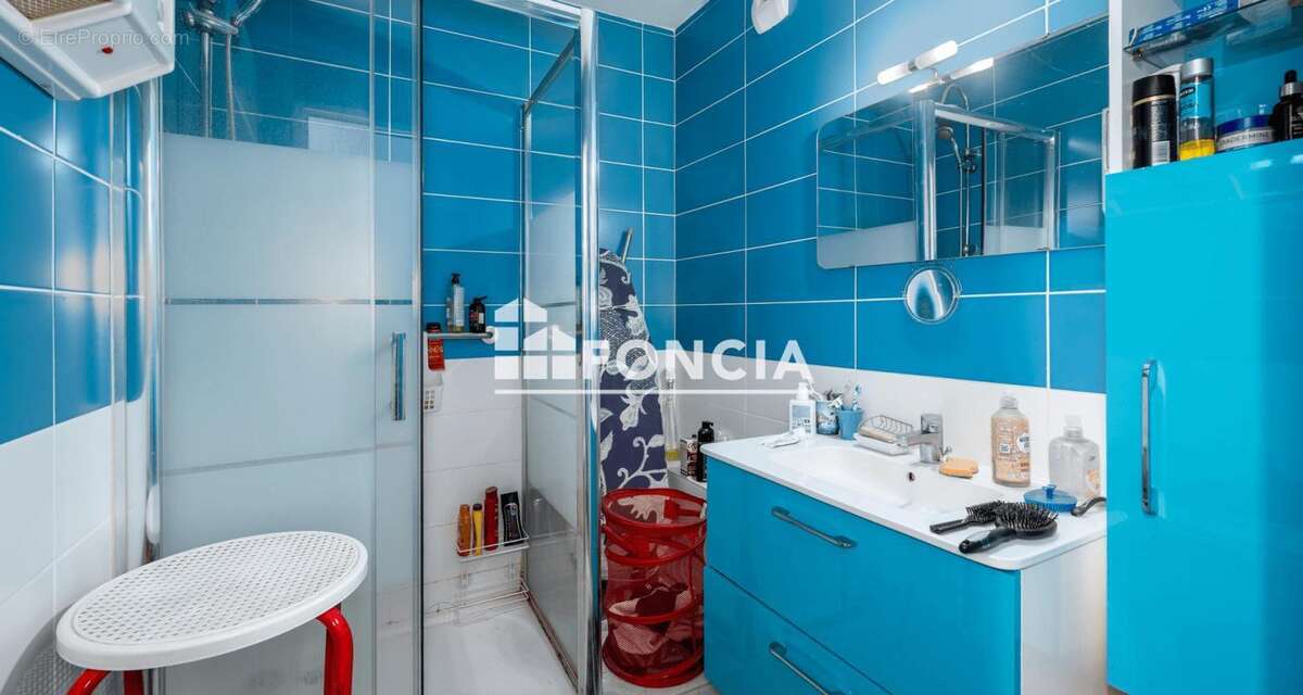Appartement 3 pièces de 67m2 renové résidence Talma - photo 7