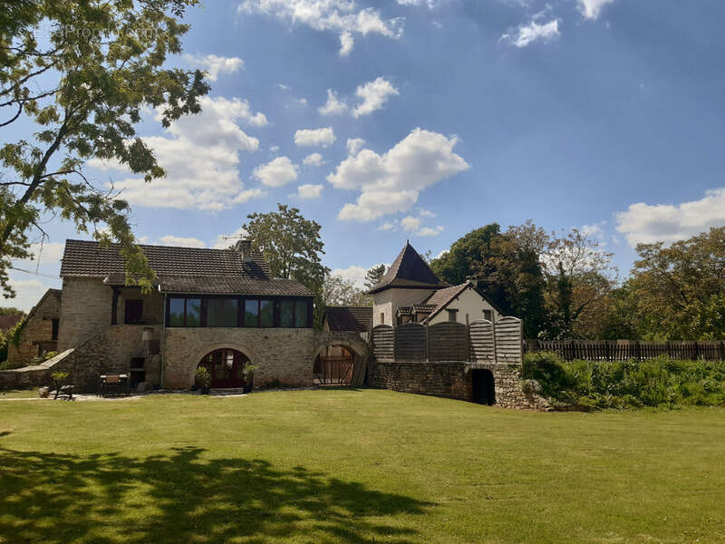 Maison avec gite et piscine - photo 4