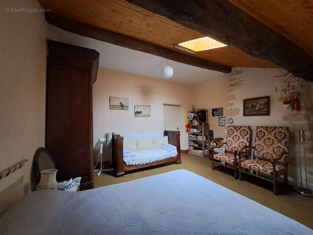 Maison à GALAPIAN