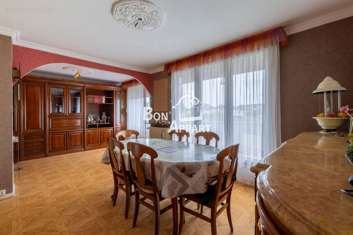 Appartement à JOEUF