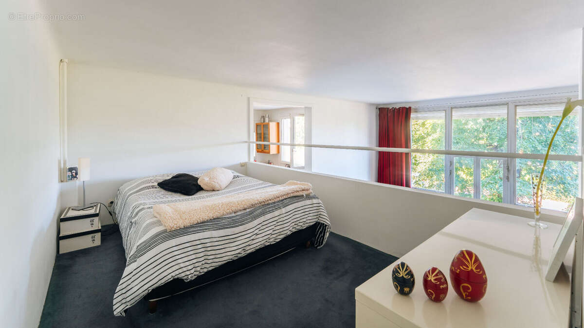 Appartement à LE PLESSIS-ROBINSON