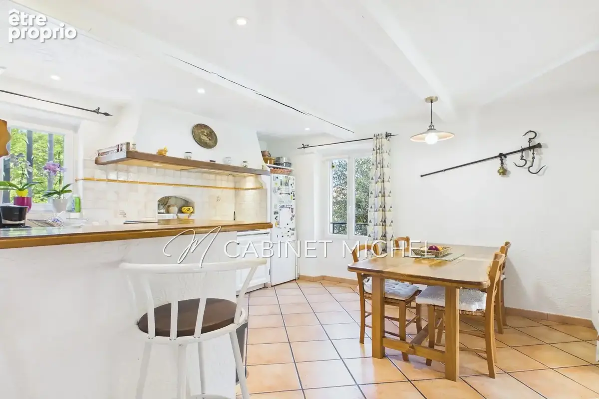 Appartement 83 m² à Roquefort-Les-Pins  - photo 3