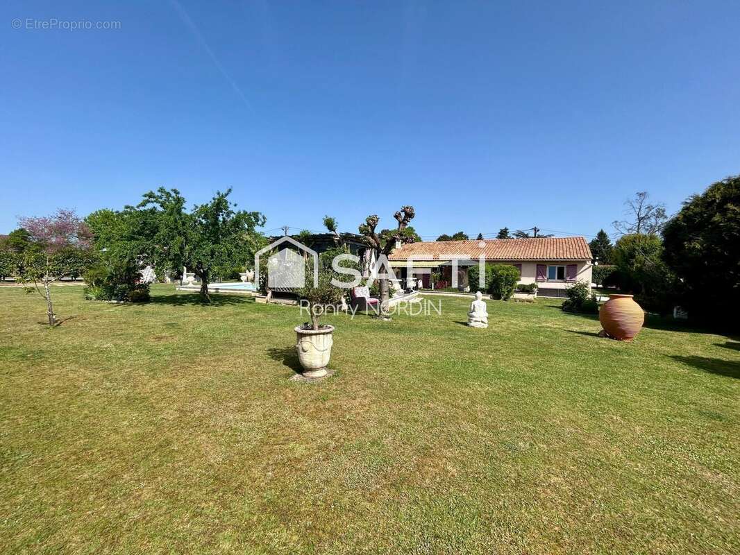 Photo 7 - Maison à LAMOTHE-MONTRAVEL