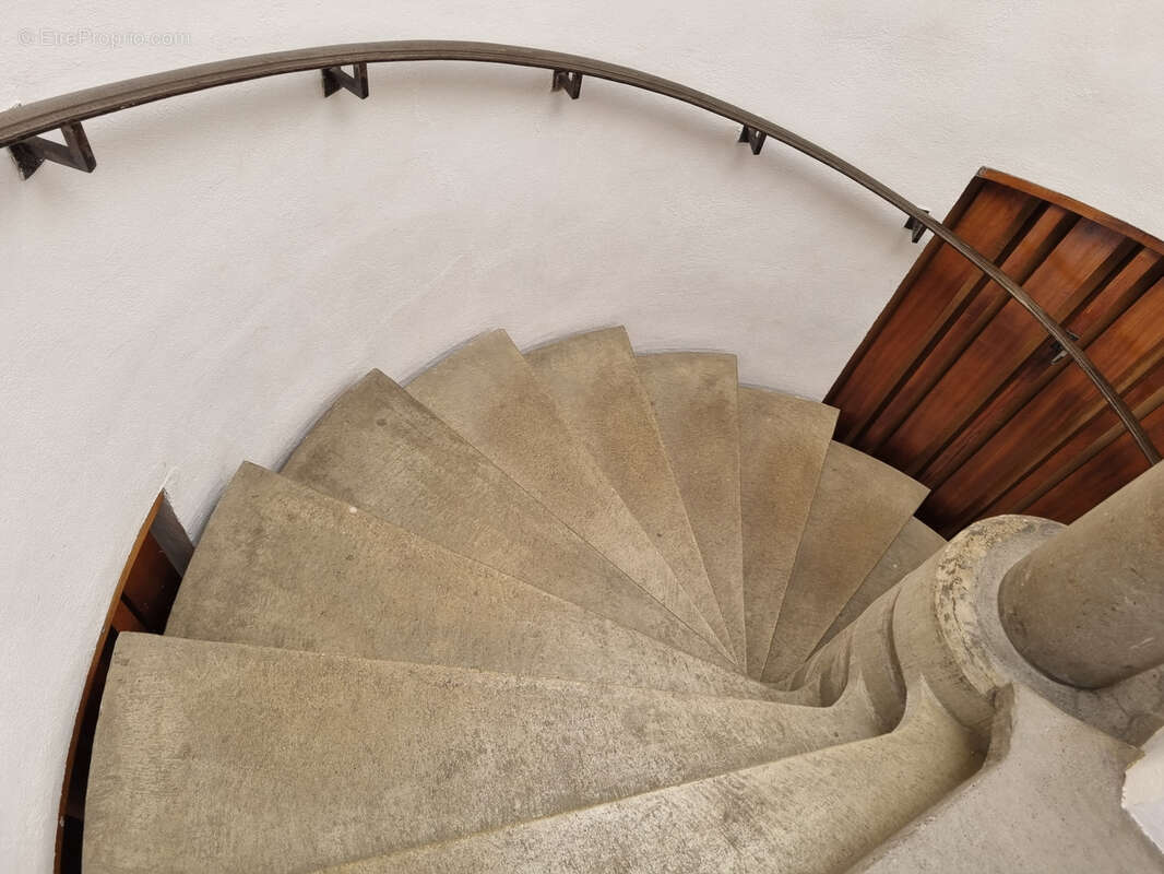 Autre à SAINT-JULIEN-DU-VERDON