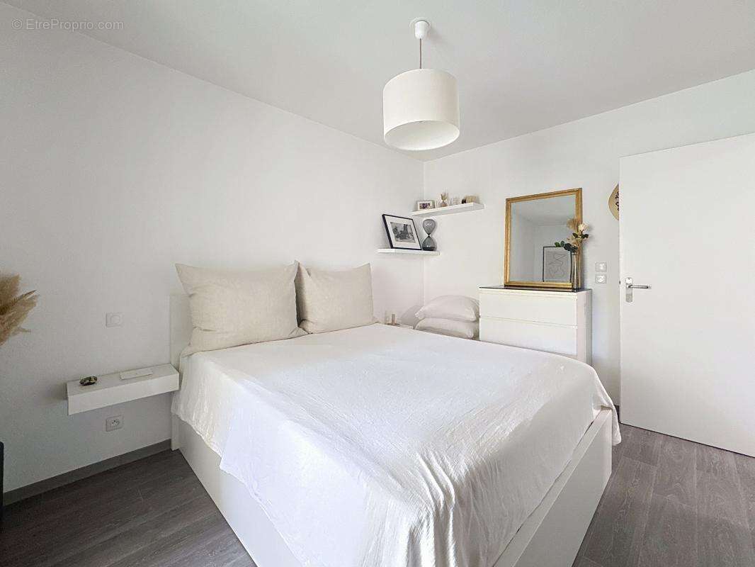 Appartement à PUGET-SUR-ARGENS