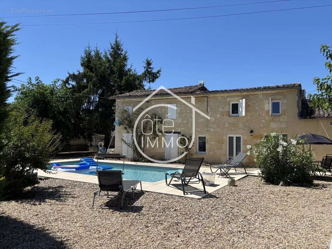 Saint Emilion : Maison Girondine en pierre avec piscine et Gîte - photo 2