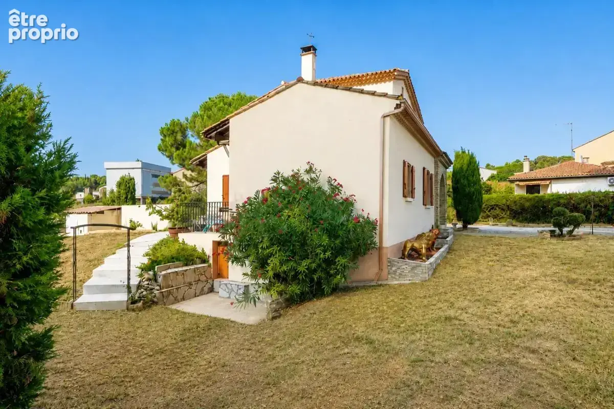 Maison de 6 pièces de 179 m² à Gabian - photo 23