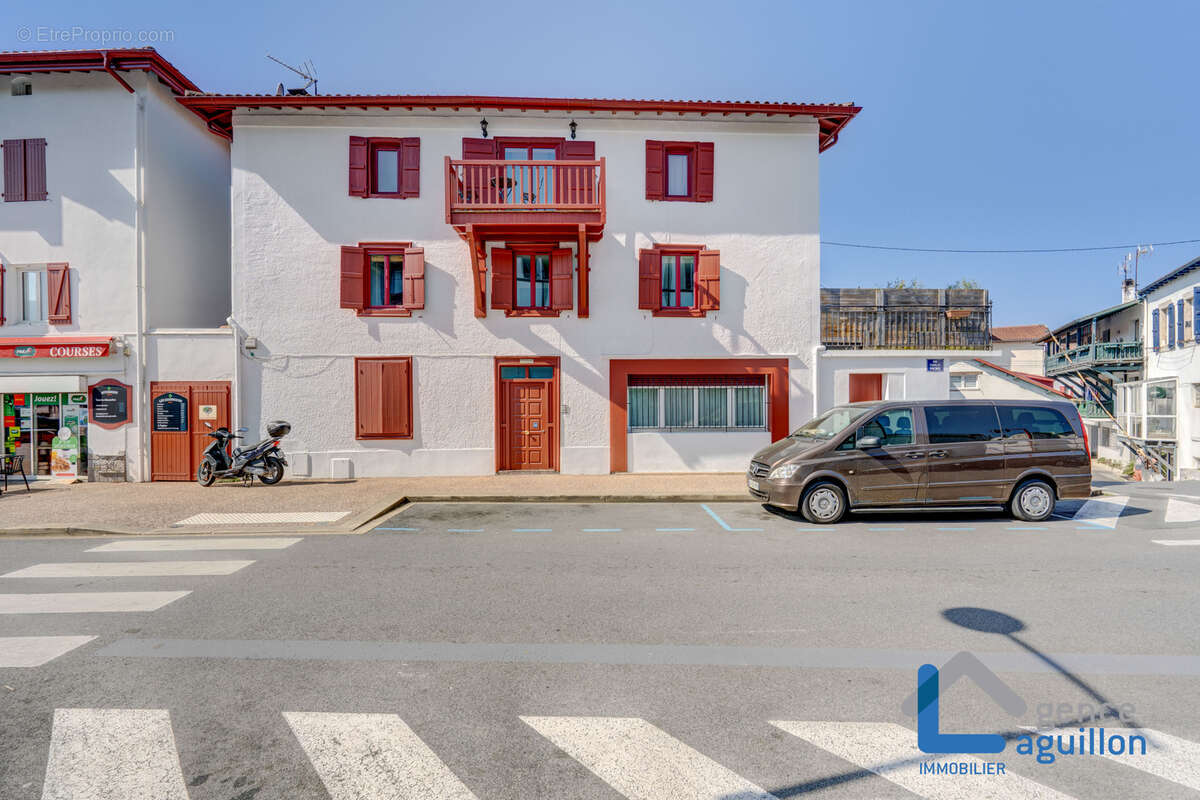 Appartement à URRUGNE