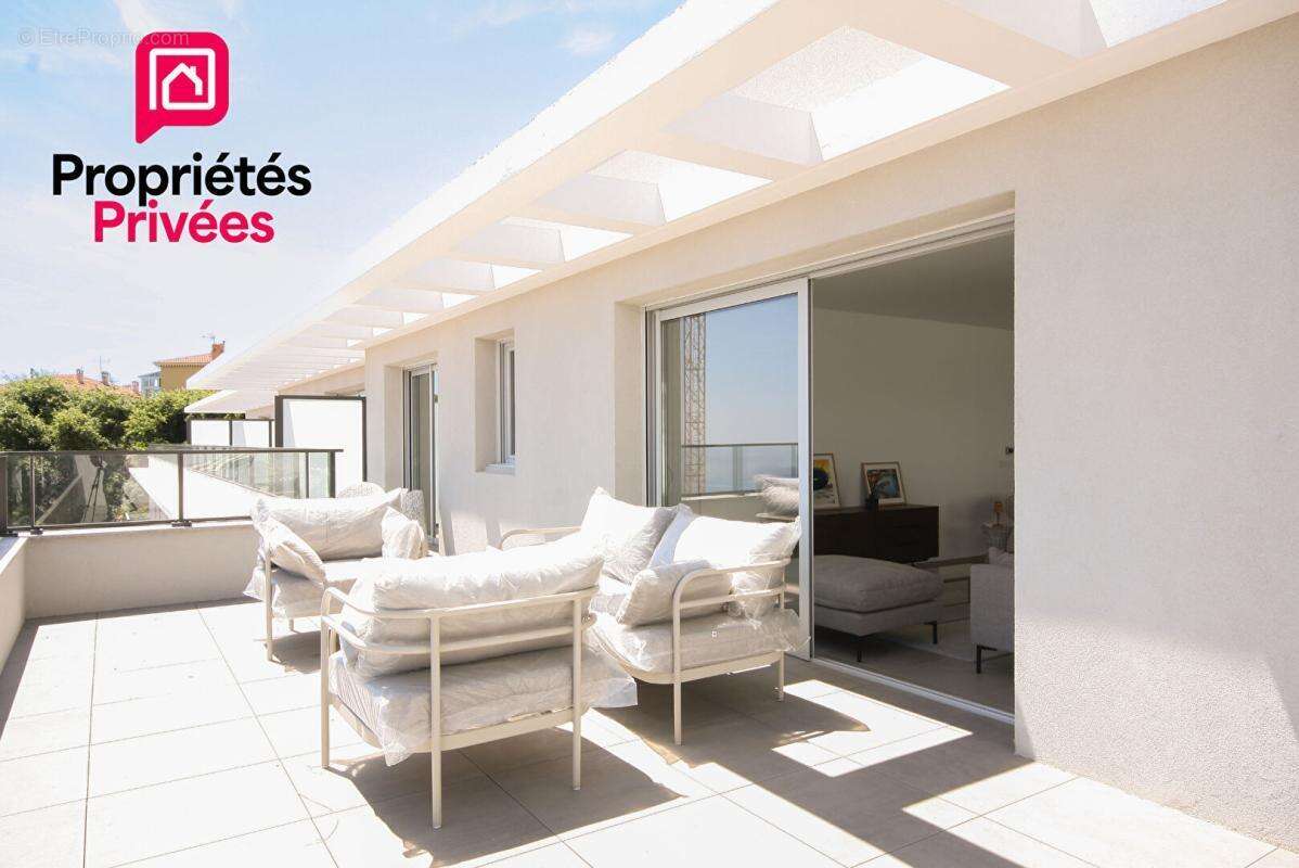 Appartement à BEAUSOLEIL
