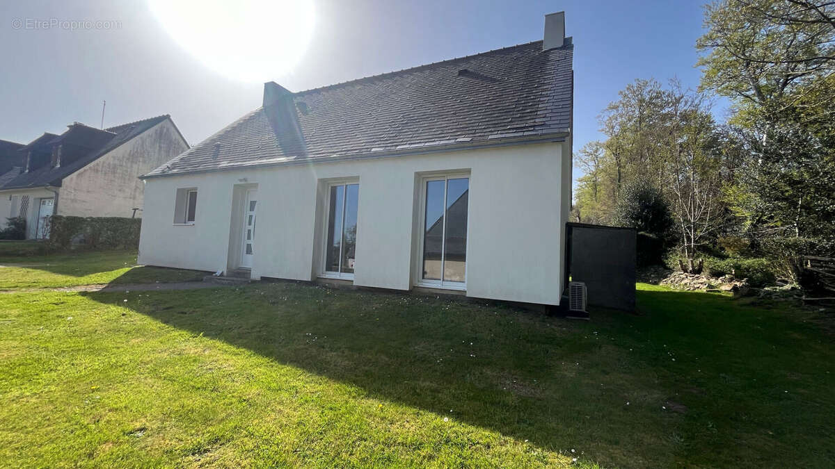 Maison à ERGUE-GABERIC