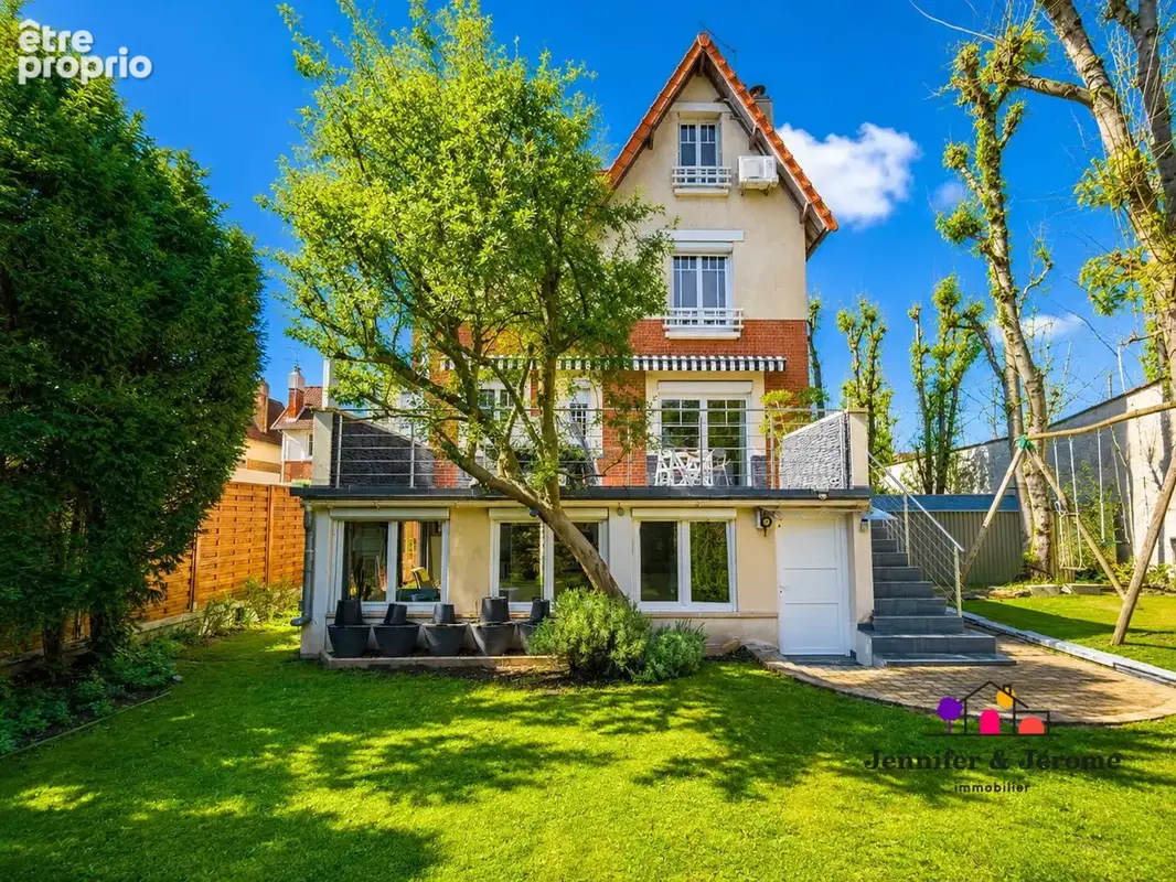 Photo Maison à Enghien-Les-Bains au prix de 775 000€