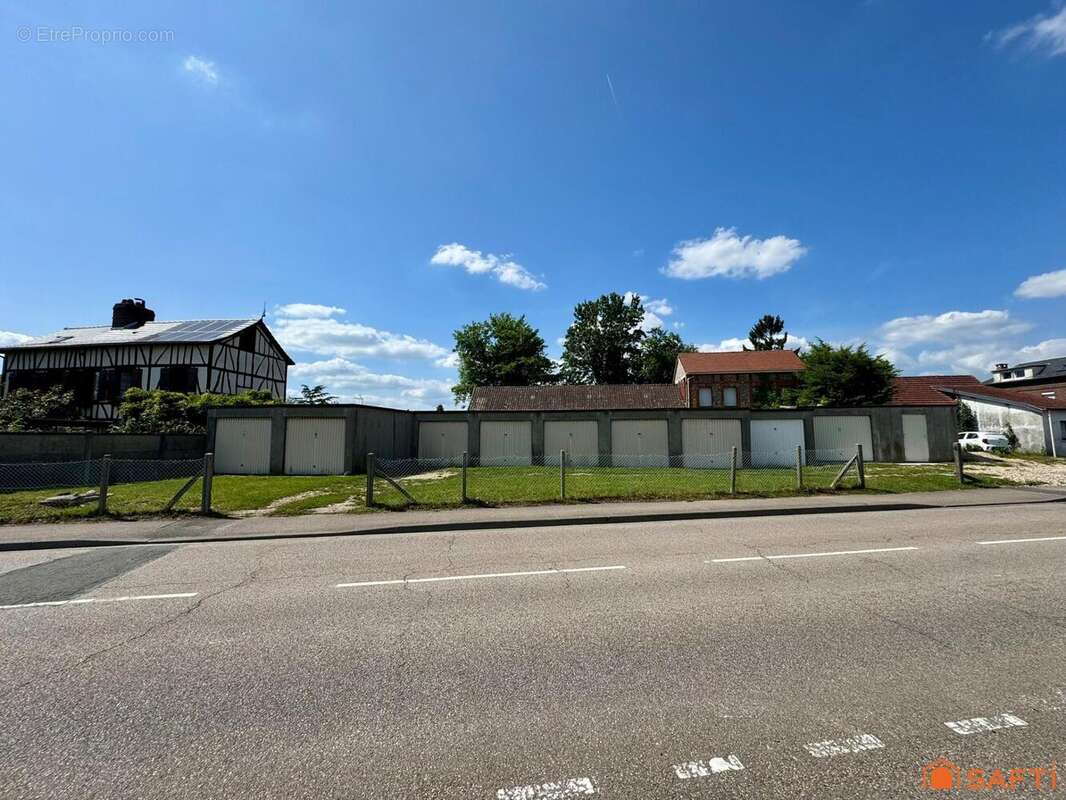 Photo 5 - Parking à CANTELEU