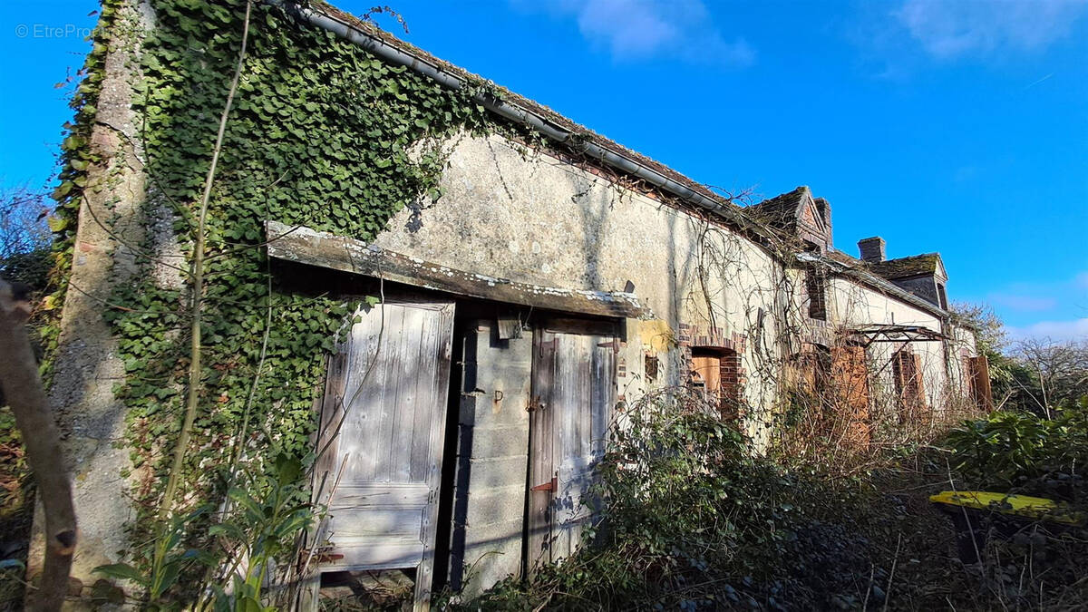 Maison à FONTAINE-SIMON