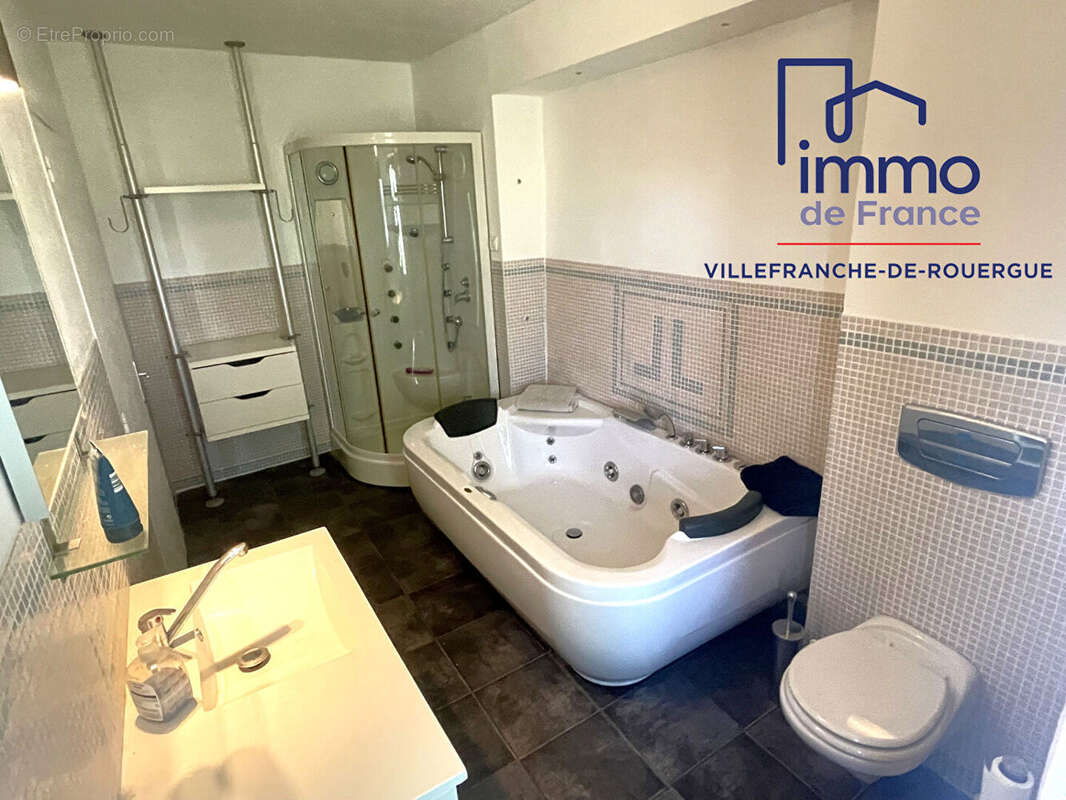 Ensemble immobilier - Maison + gîtes + terrains agricoles - photo 5