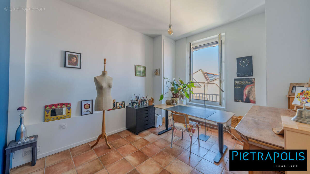 T3 CYRANO LYON 3 CHAMBRE 2 - Appartement à LYON-3E