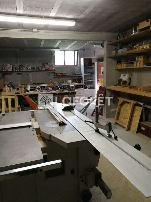 Maison à LES CHAPELLES