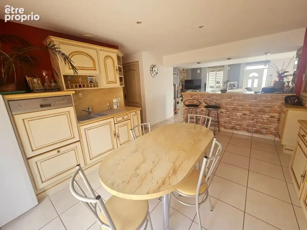 Maison 146 m² à Les Brulais  - photo 11