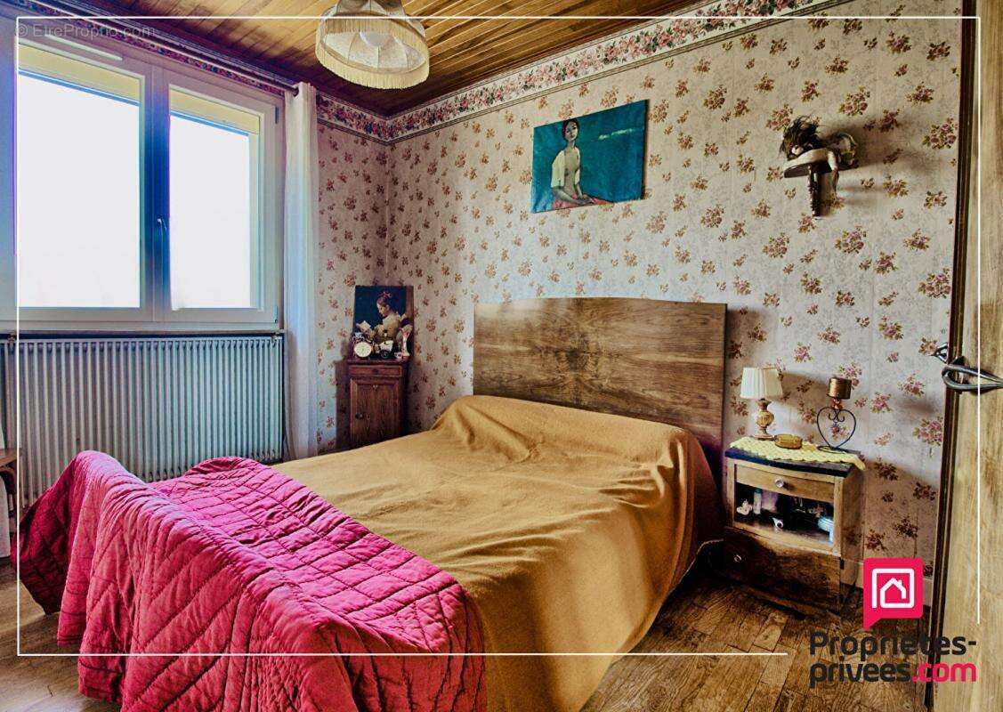 Maison à PIERRE-DE-BRESSE