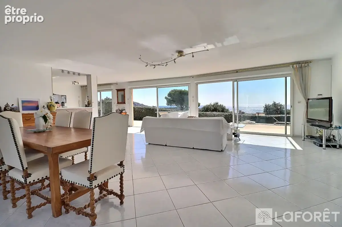 Maison Saint Raphael 6 pièce(s) 240 m2 - photo 6