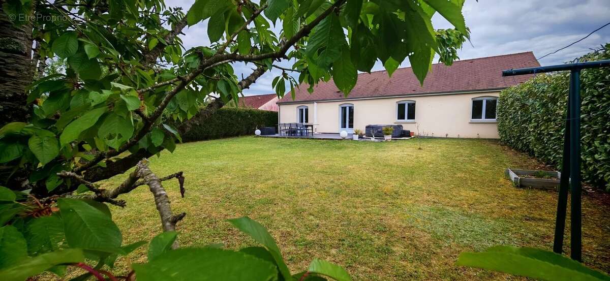 Maison à VILLEMEREUIL
