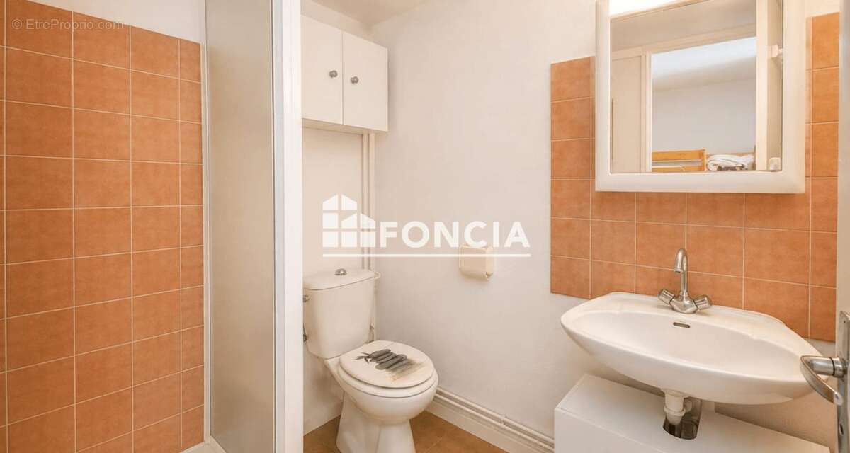 Villa climatisee avec cabine et chambre en mezzanine - photo 8