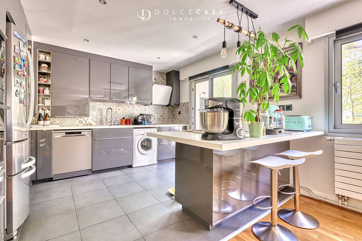 Appartement à LE PERREUX-SUR-MARNE