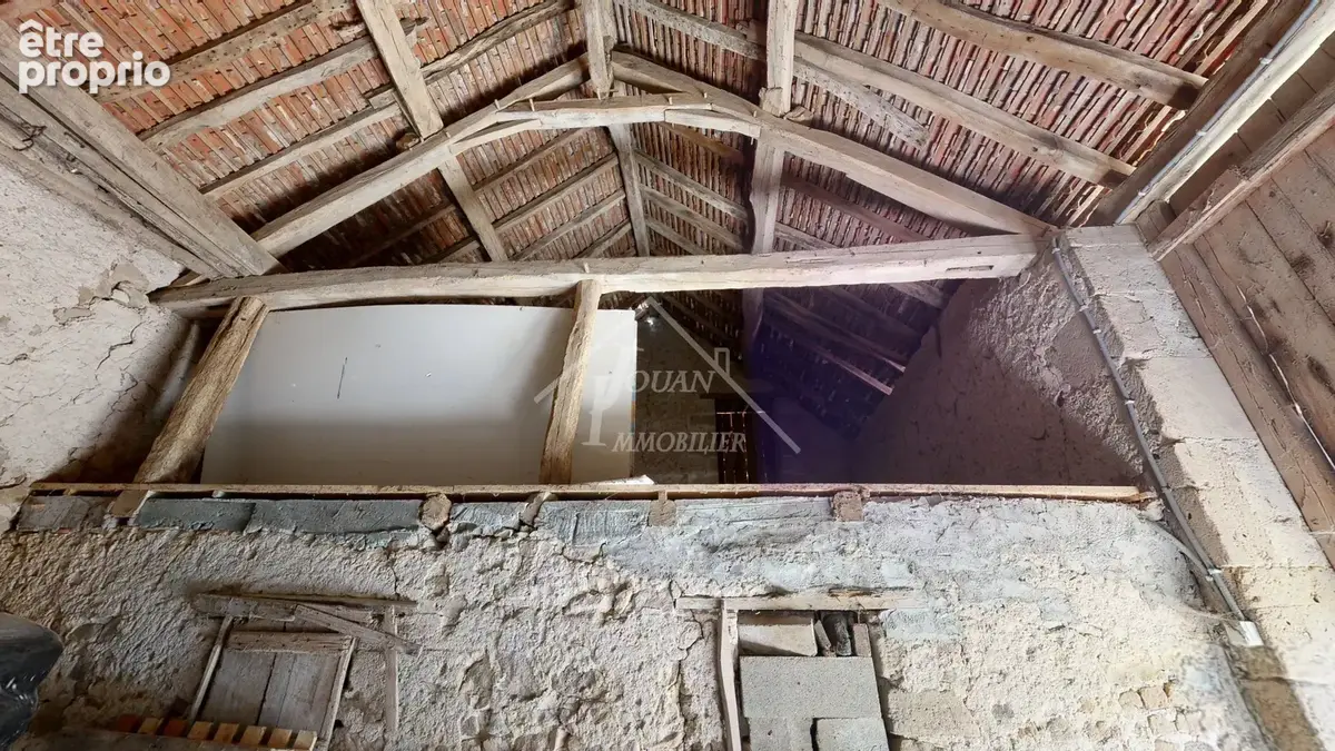 Belle propriété bourbonnaise avec 1 hectare à Saint-Plaisir - photo 18
