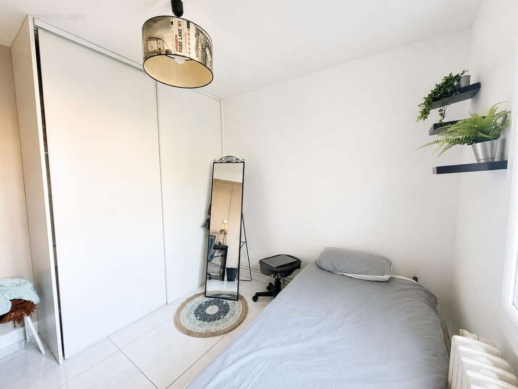 Maison 194 m² à Plan-De-Cuques  - photo 6